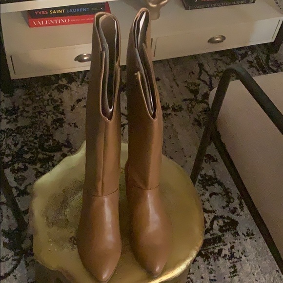 Comfort View Wide-Calf Riding Boot - Picture 4 of 4